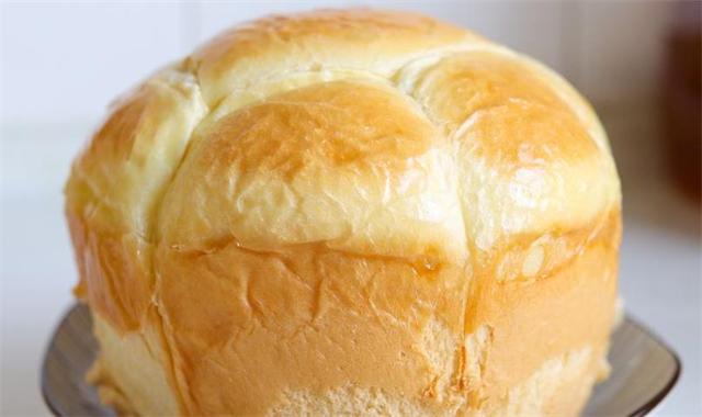 Kubet: Bánh mì có thể làm không cần lò nướng, mềm và thơm hơn bánh mua